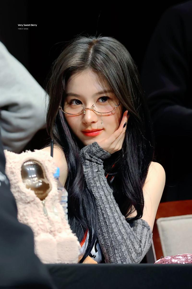 트와이스 사나