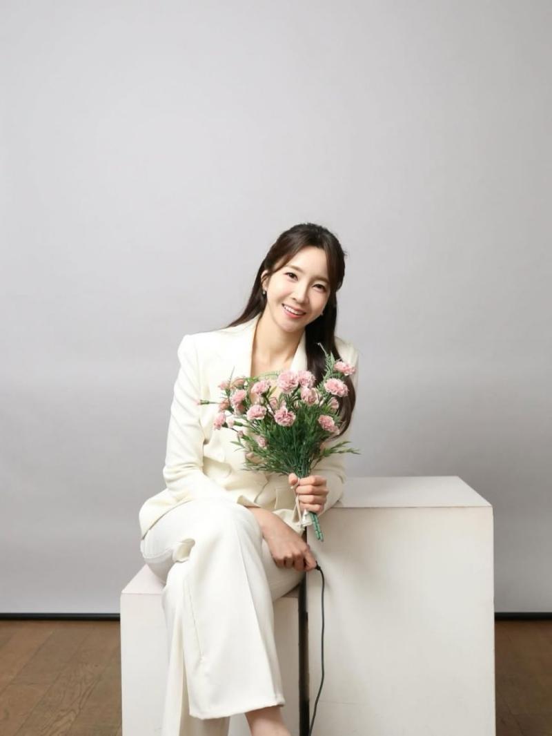 이윤정 아나운서