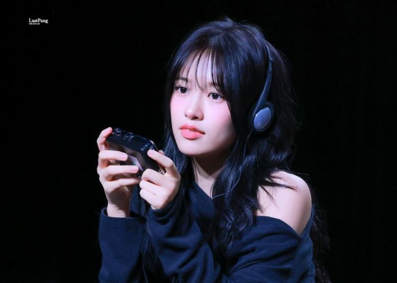 아이브 안유진