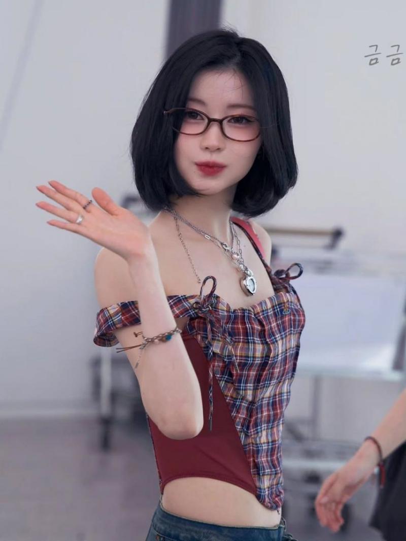 BABYMONSTER (베이비몬스터) 아사