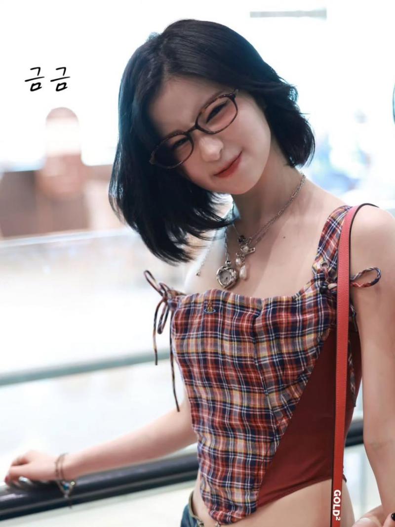 BABYMONSTER (베이비몬스터) 아사