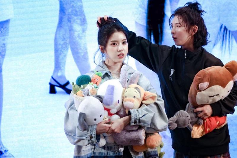 엔믹스 지우 배이
