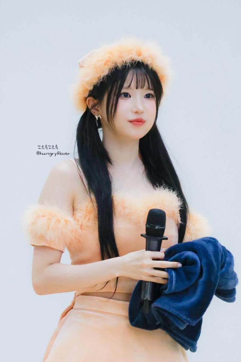 프로미스나인 송하영