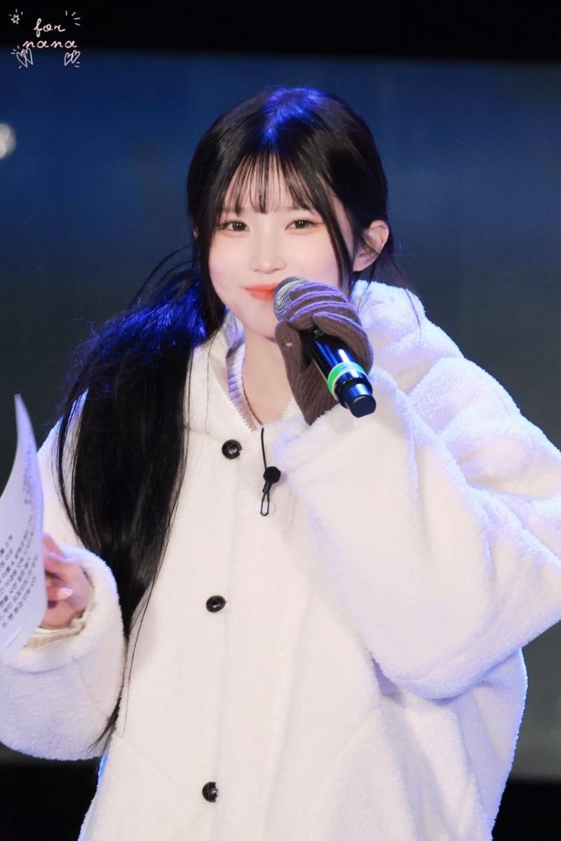 프로미스나인 송하영