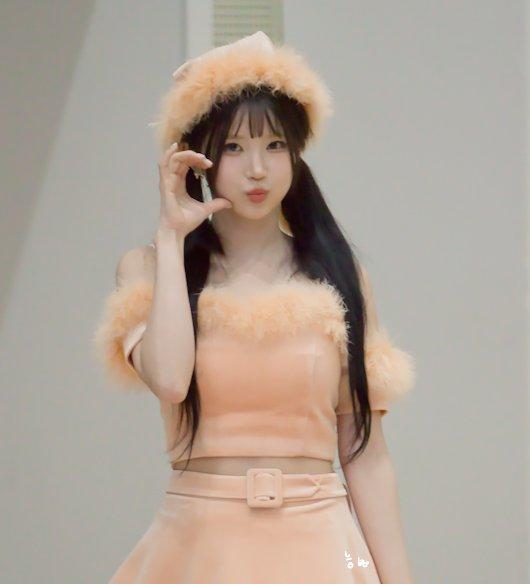 프로미스나인 송하영