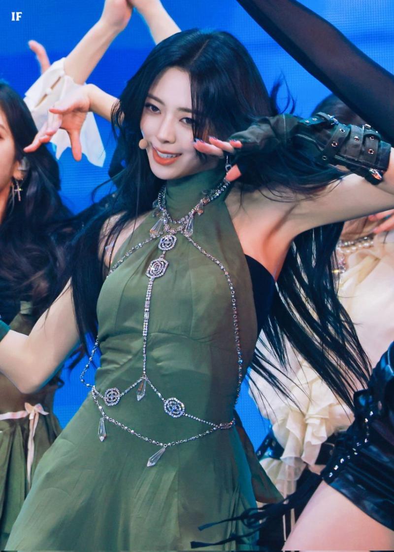 있지 유나