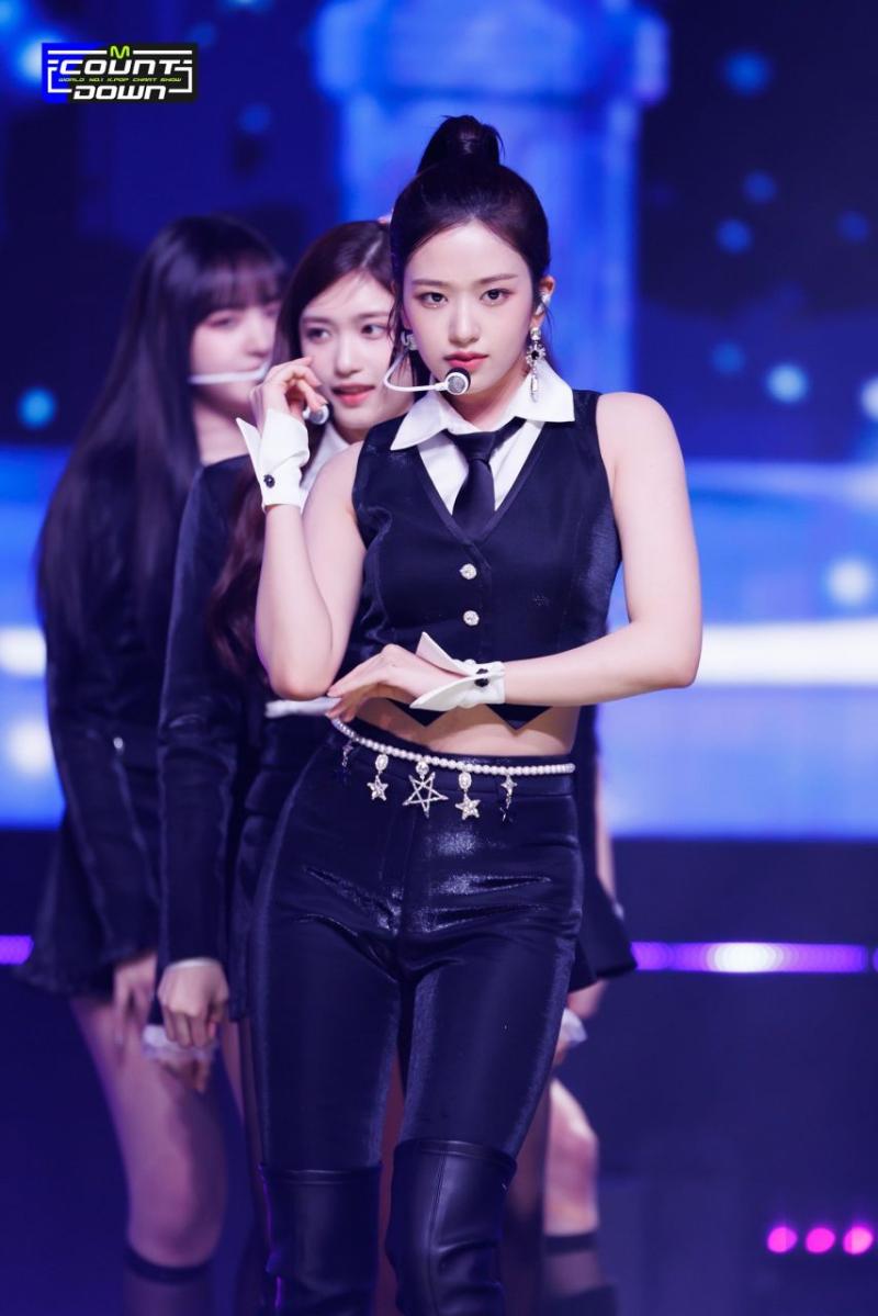 아이브 안유진