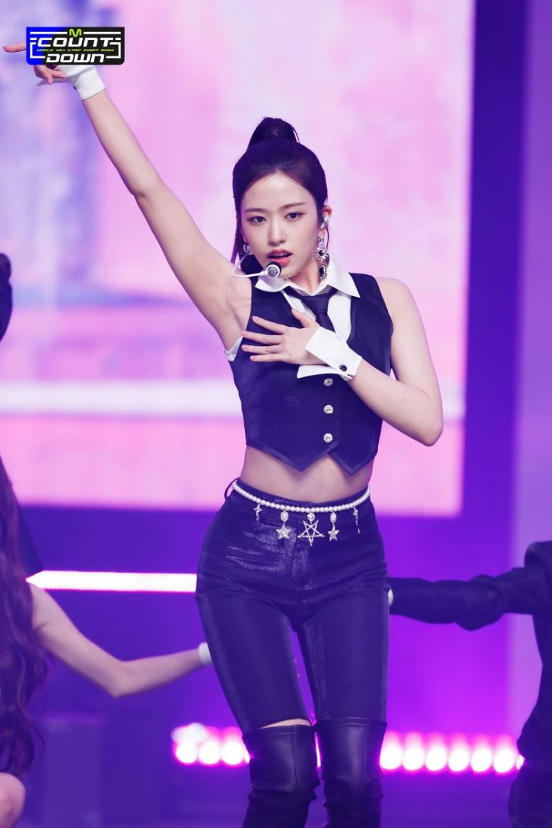 아이브 안유진