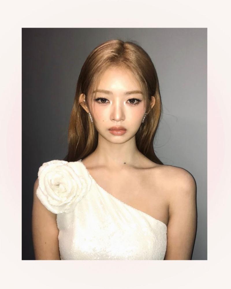 아이브 가을,레이