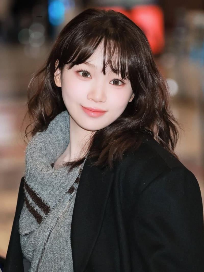 LE SSERAFIM (르세라핌) 김채원