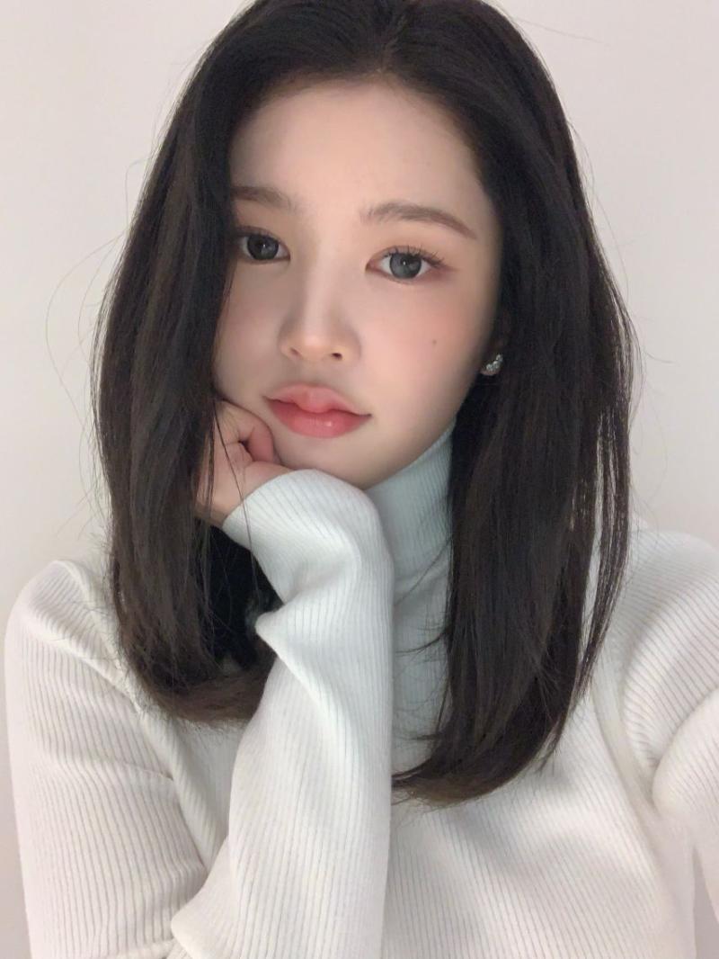 하츠투하츠 에이나
