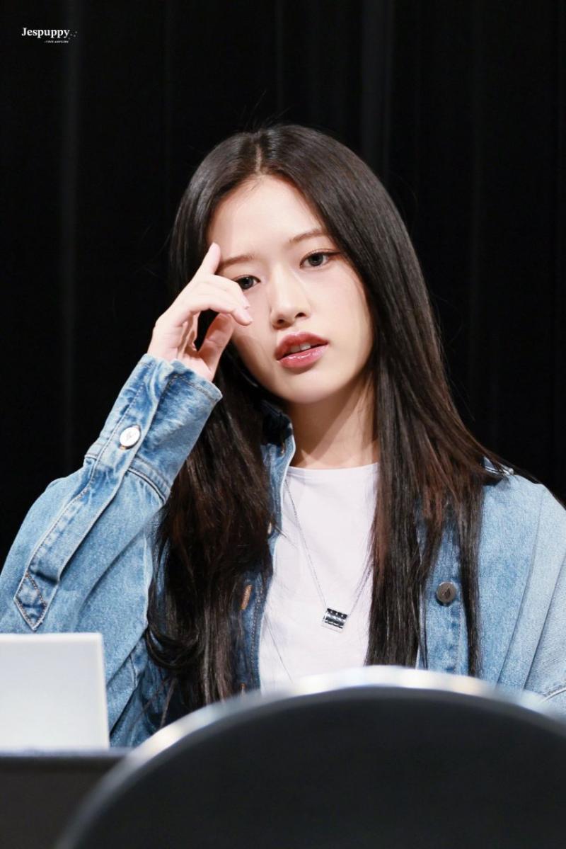 아이브 안유진