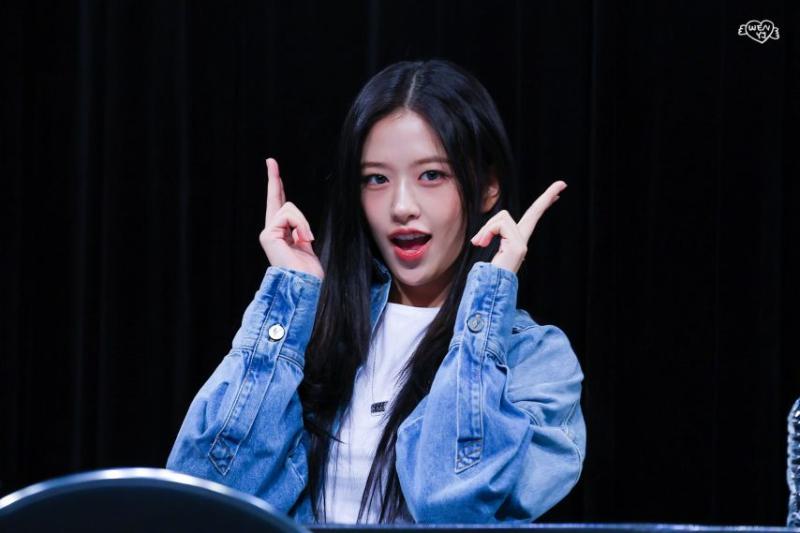 아이브 안유진