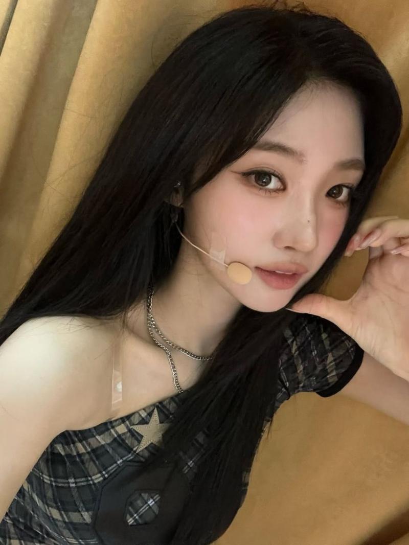 EVERGLOW (에버글로우) 시현