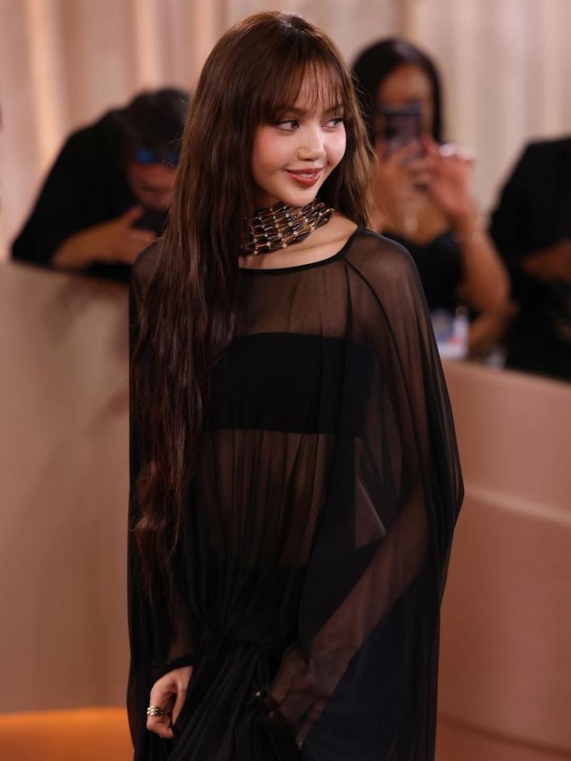 BLACKPINK (블랙핑크) 리사