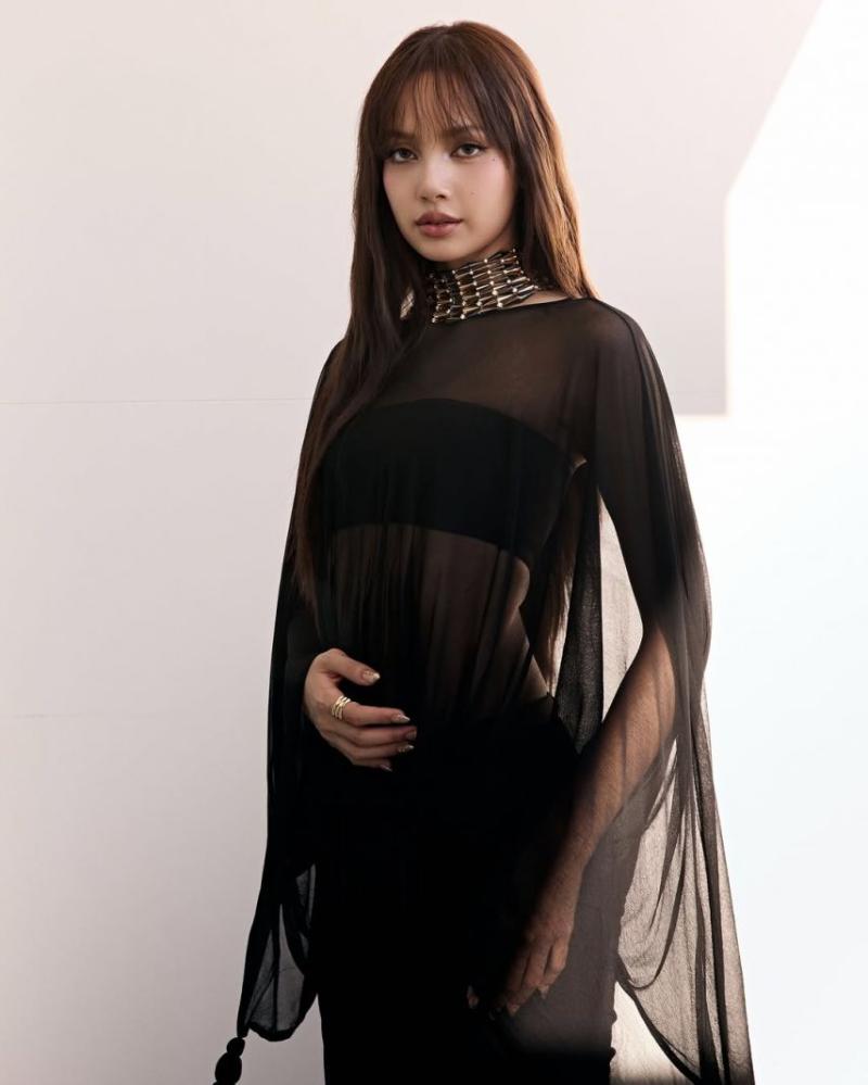BLACKPINK (블랙핑크) 리사