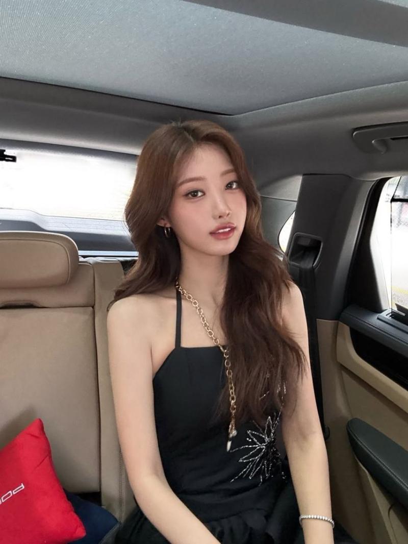 EVERGLOW (에버글로우) 시현