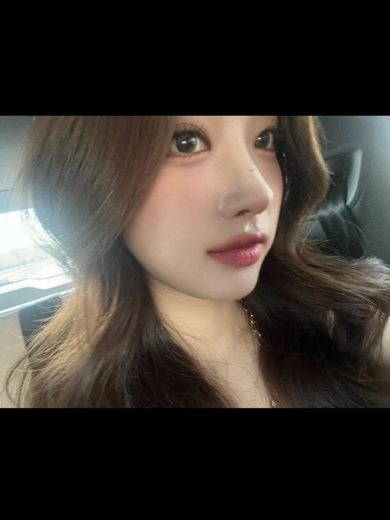 EVERGLOW (에버글로우) 시현