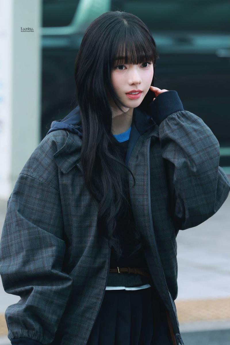 오늘자 이탈리아로 출국하는 에스파 카리나