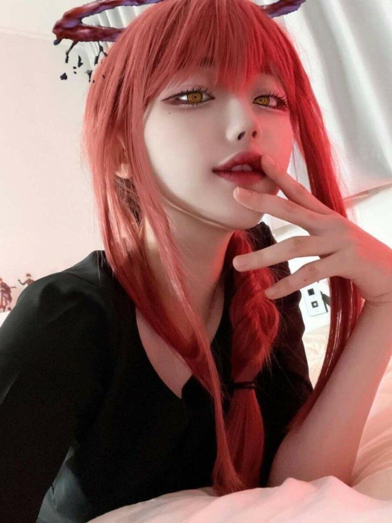 QWER 히나 체인소맨 마키마 코스플레이