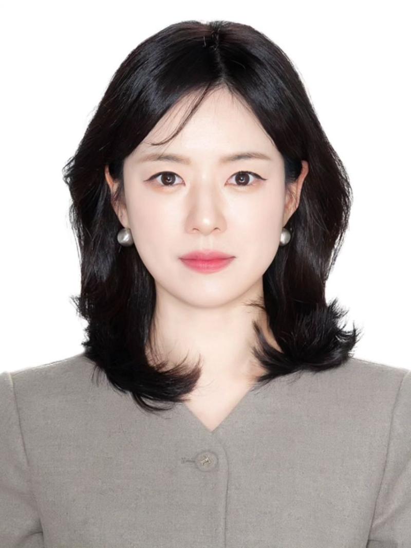 묘장군 김묘성 여권사진
