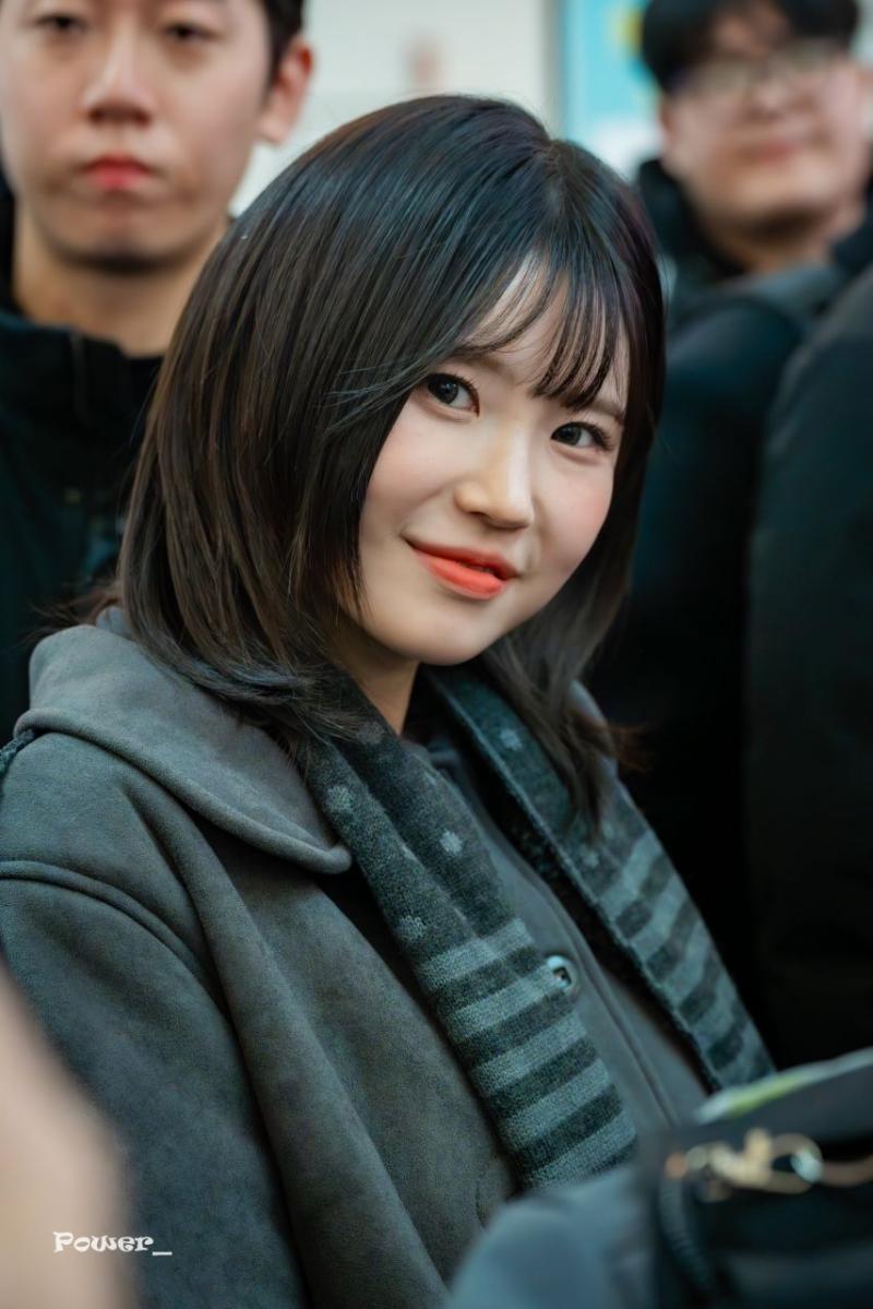프로미스나인 송하영