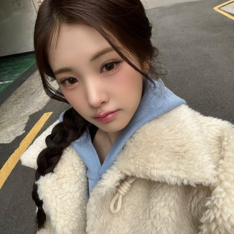 베이비돈크라이 이현