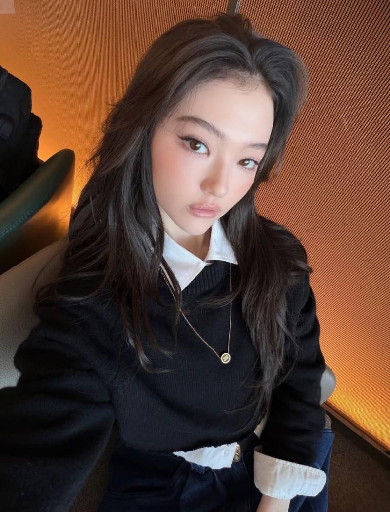 MEOVV (미야오) 엘라
