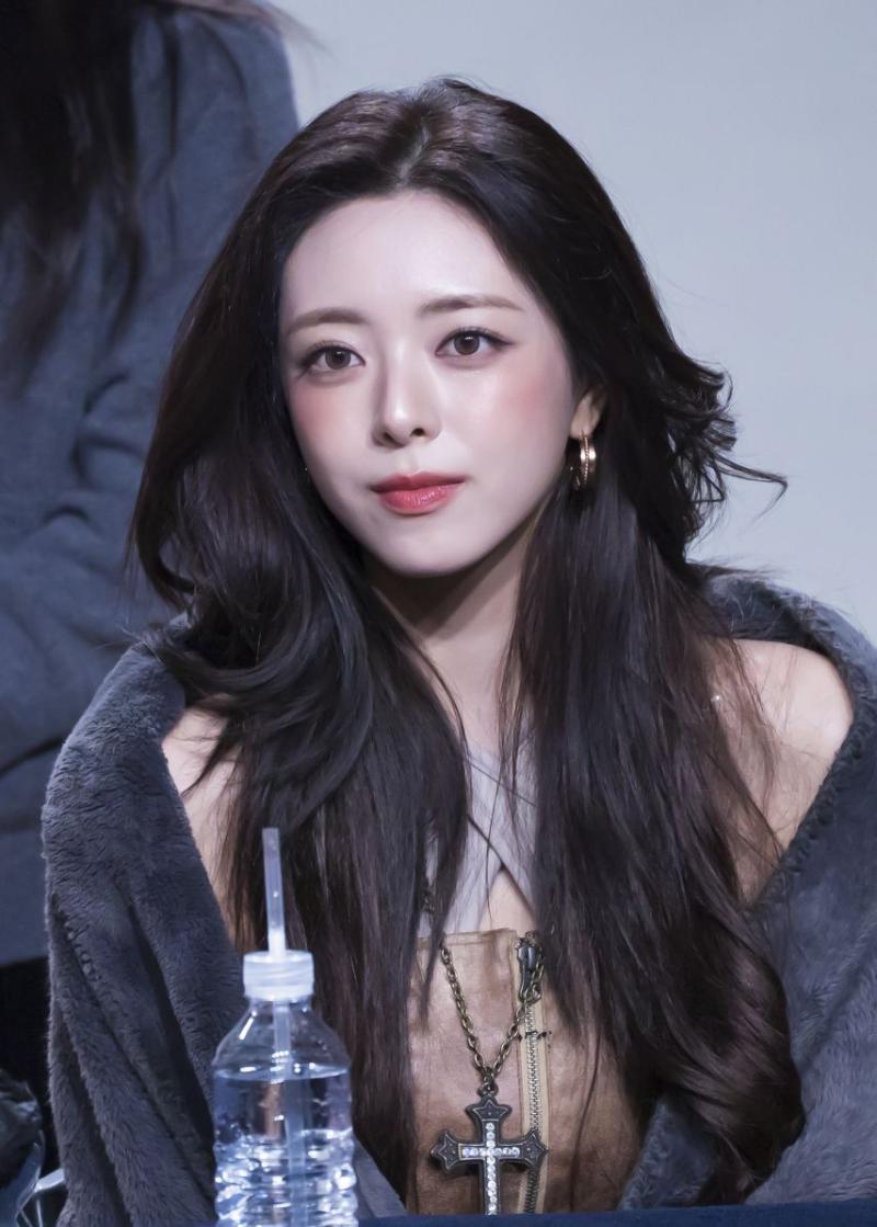 있지 유나