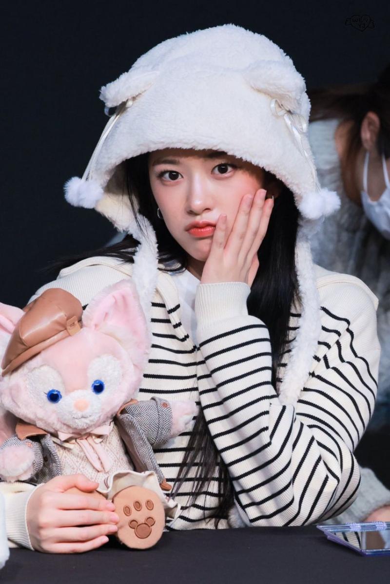 아이브 안유진