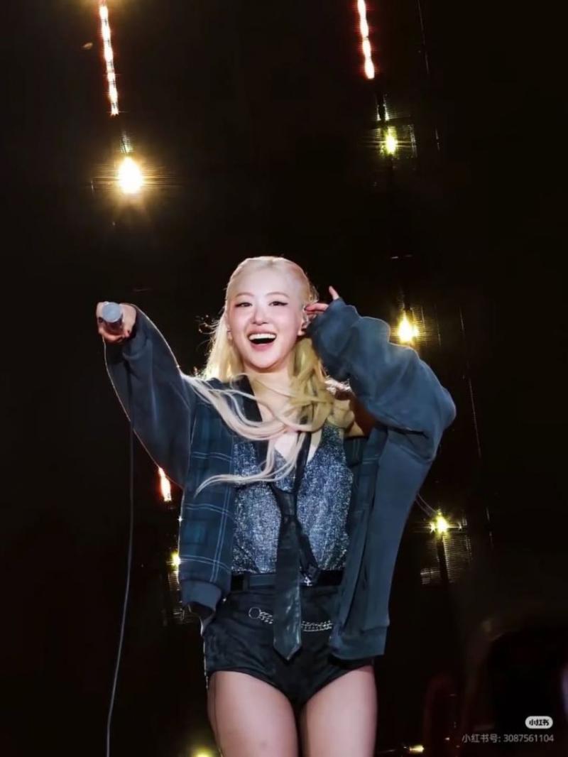 BLACKPINK (블랙핑크) 로제