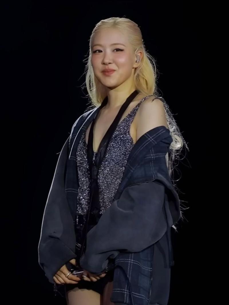 BLACKPINK (블랙핑크) 로제