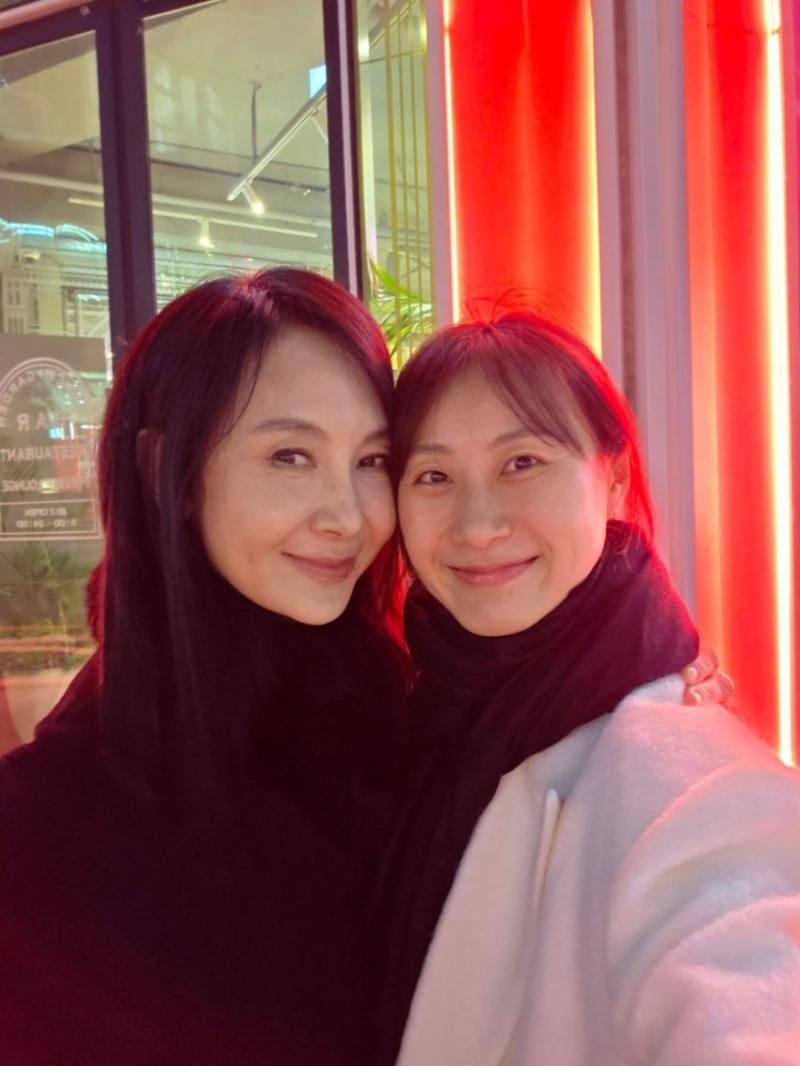 채시라