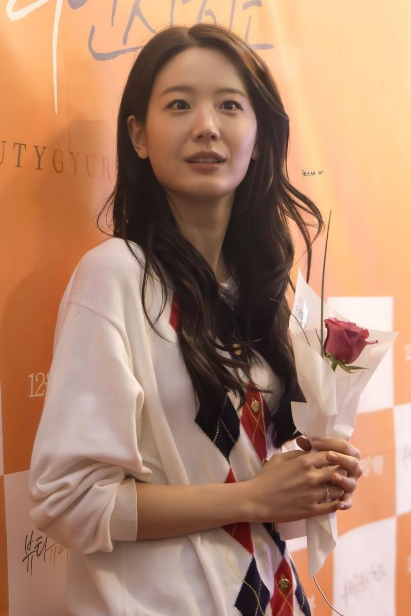 장규리