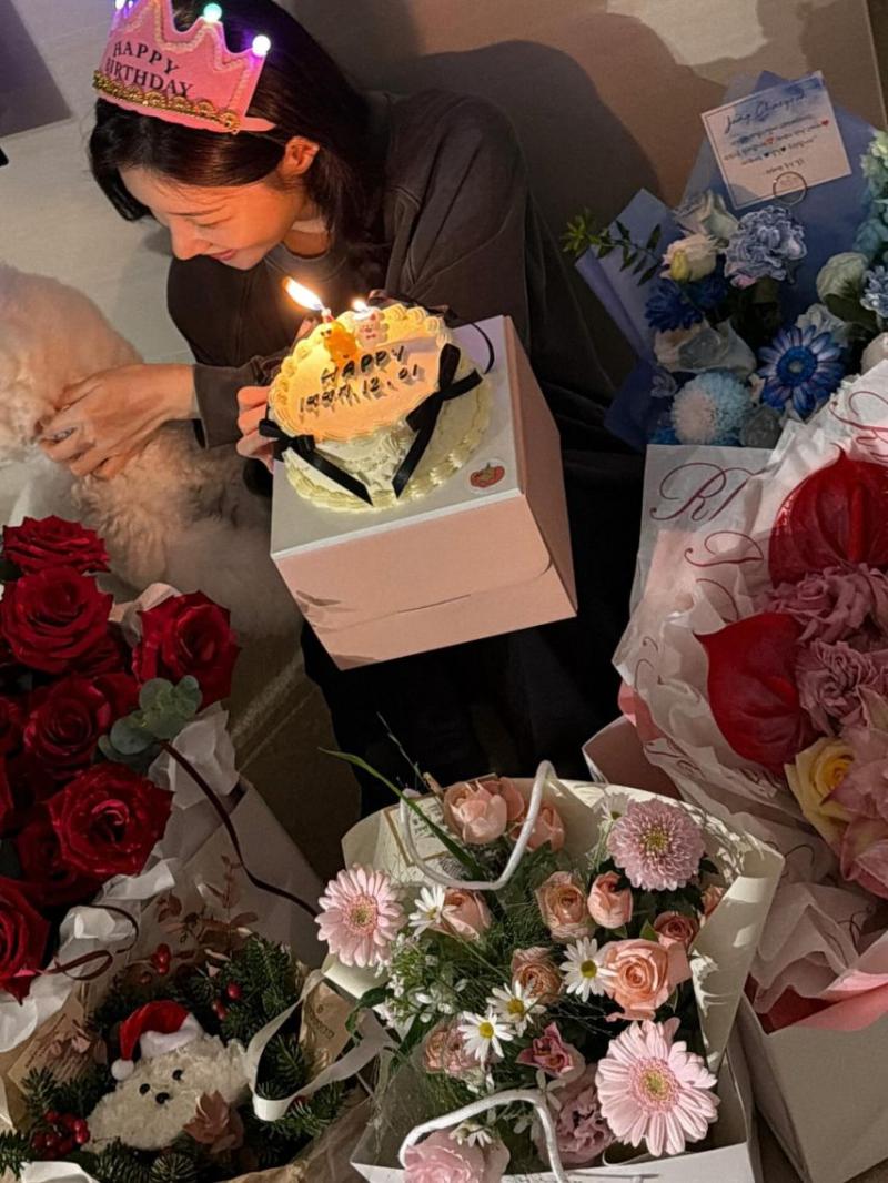 정채연