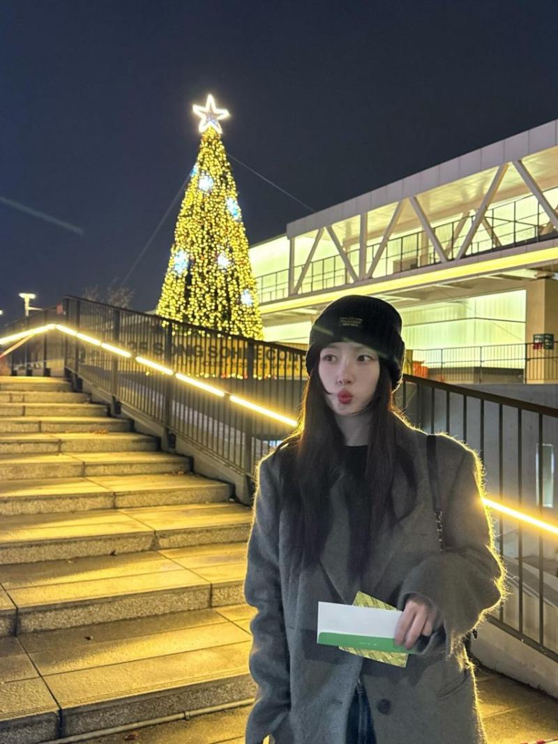 정채연