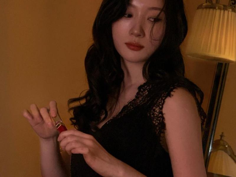 정채연