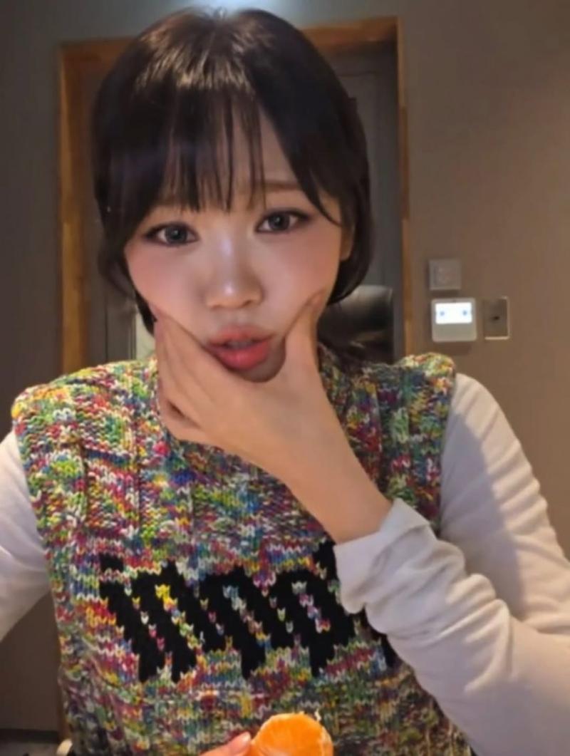 LE SSERAFIM (르세라핌) 김채원