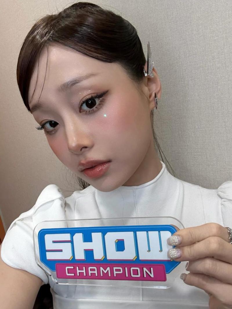 츄 쇼챔/ 인별/ 싱글즈/ STAGEMPICK1위/ 260121/ 지켜츄/ 릴스