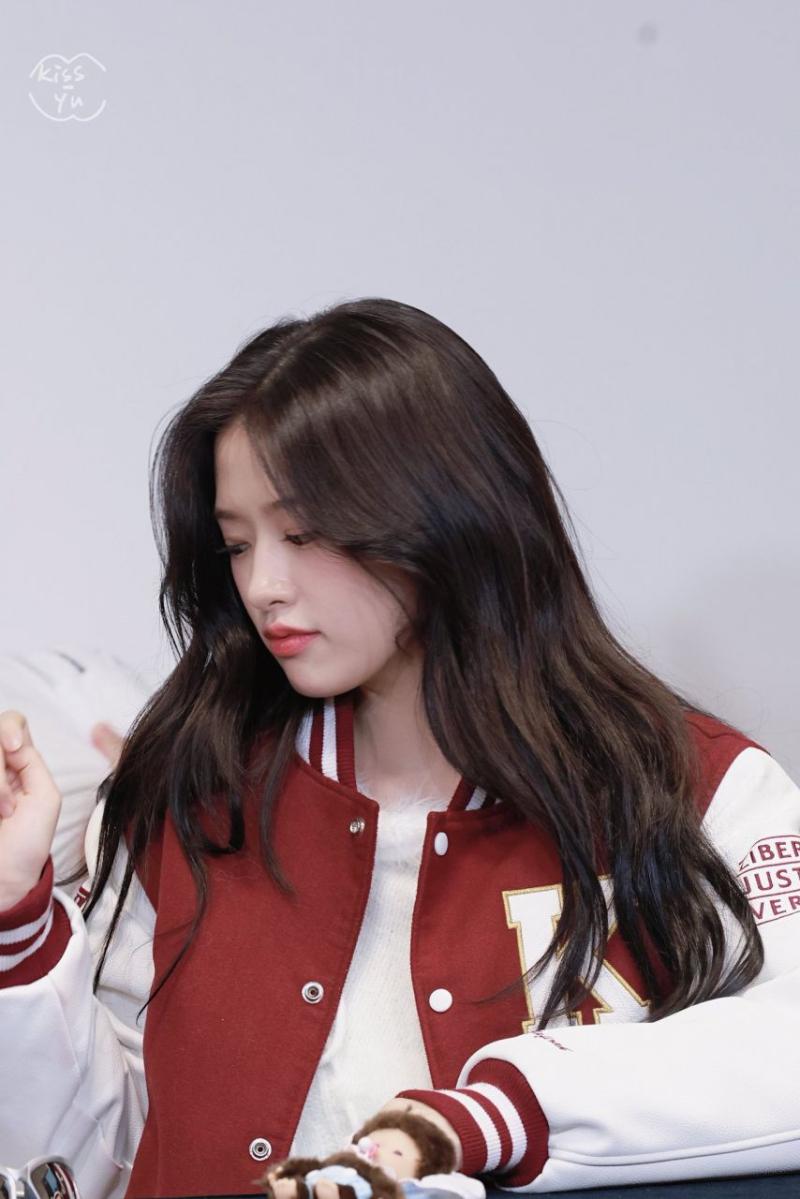 아이브 안유진