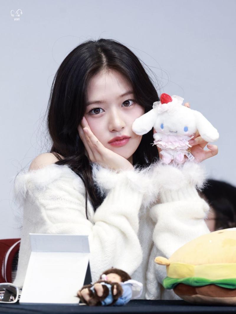 아이브 안유진