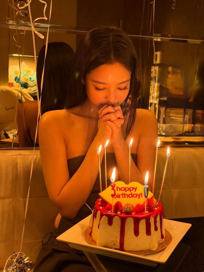 BLACKPINK (블랙핑크) 제니