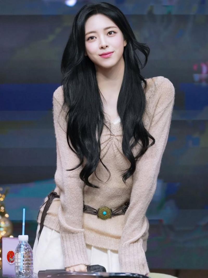 ITZY (있지) 유나