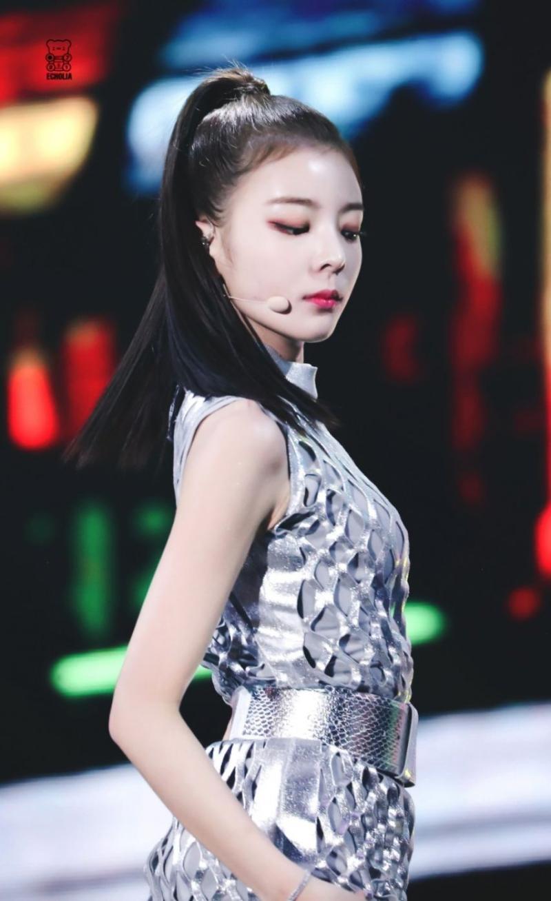 ITZY 리아