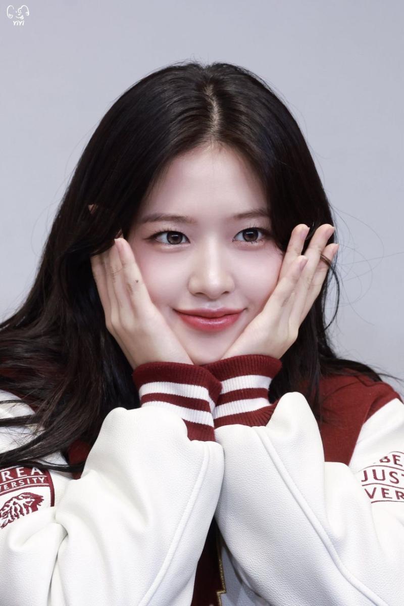 아이브 안유진