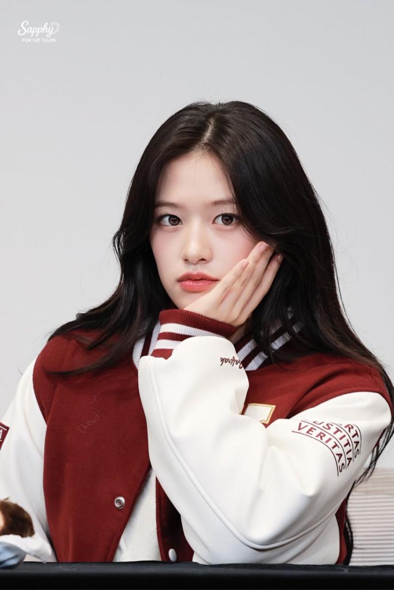 아이브 안유진