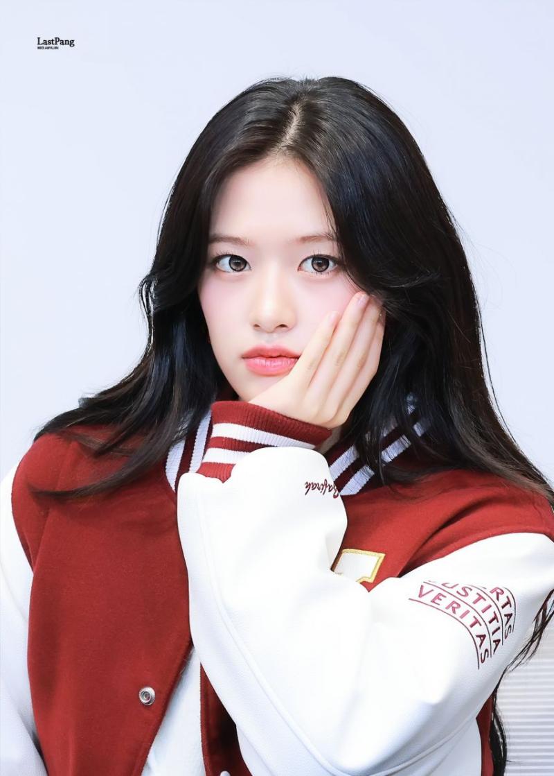 아이브 안유진