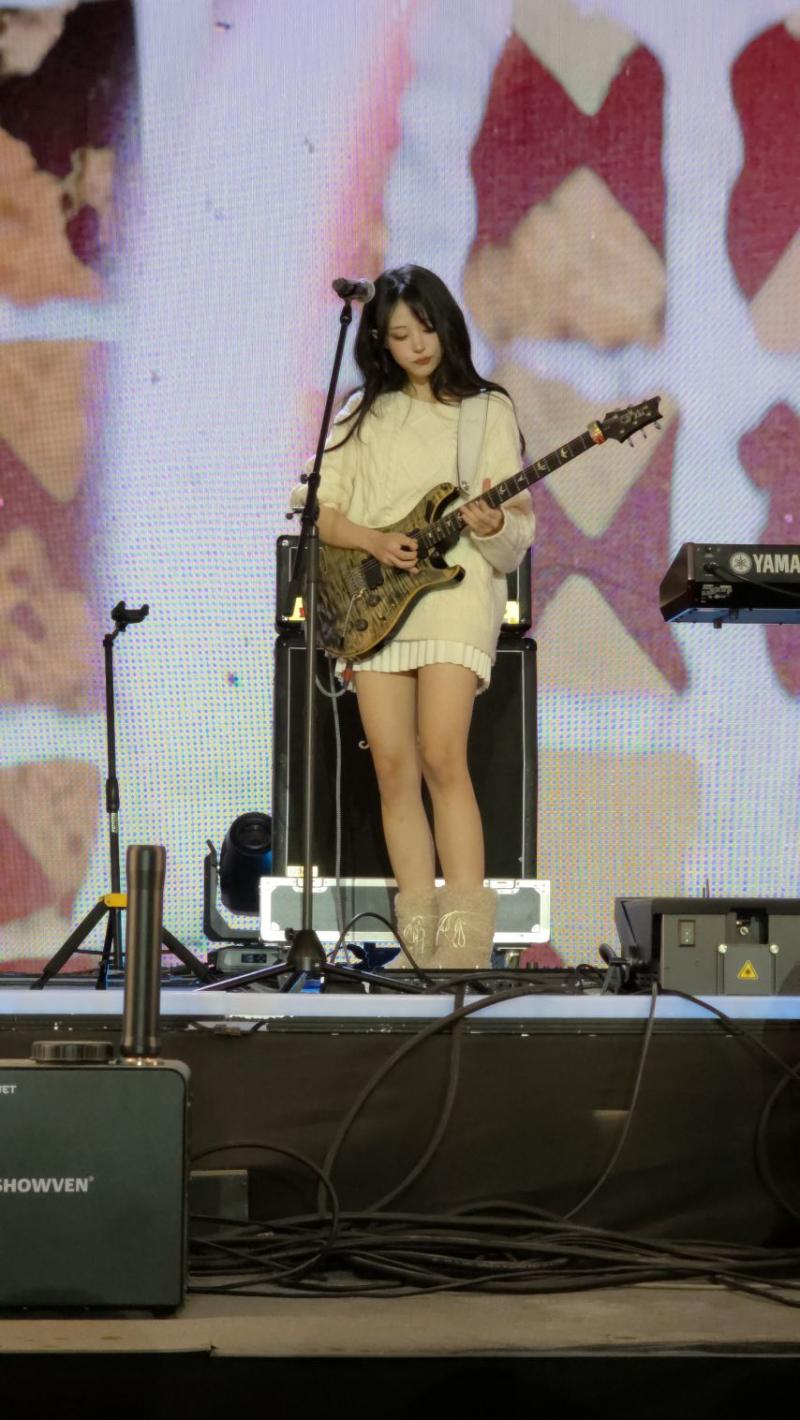 QWER 히나