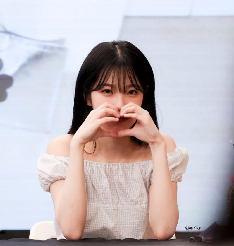 프로미스나인 백지헌