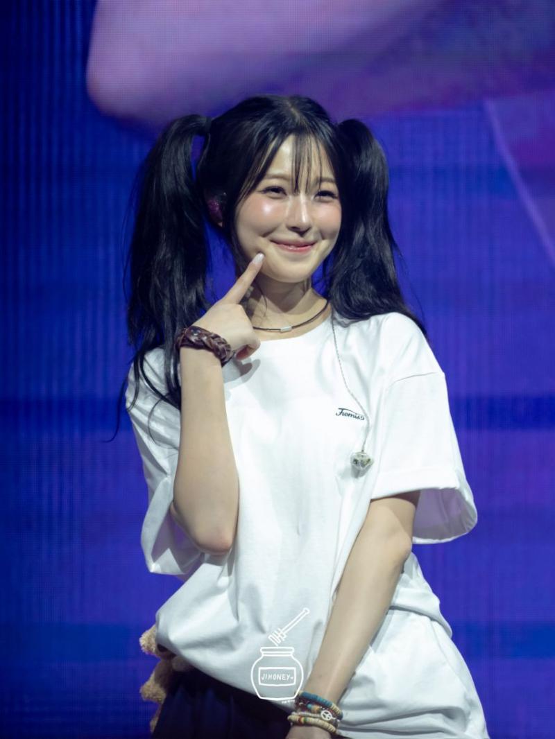 프로미스나인 백지헌